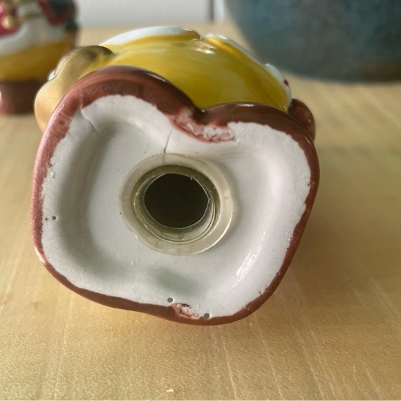 $10 SALE Cute Santa Claus Bear Christmas Salt & Pepper Shaker Set Winter - Picture 8 of 11